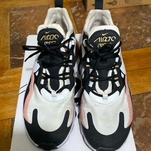 Nike Air Max 270 React Coral Black Trainers Shoes Women's Sz 7.5 AT6174-006 -